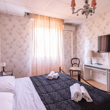 Busacchi, By Short Holidays * Μπολόνια