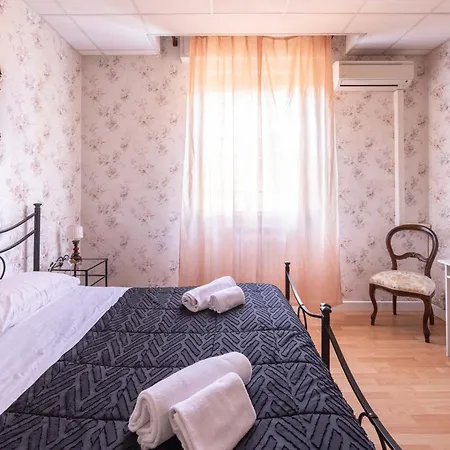 Busacchi, By Short Holidays Μπολόνια