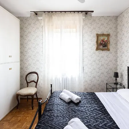 Busacchi, By Short Holidays
