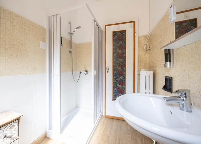 Busacchi, By Short Holidays Apartment *