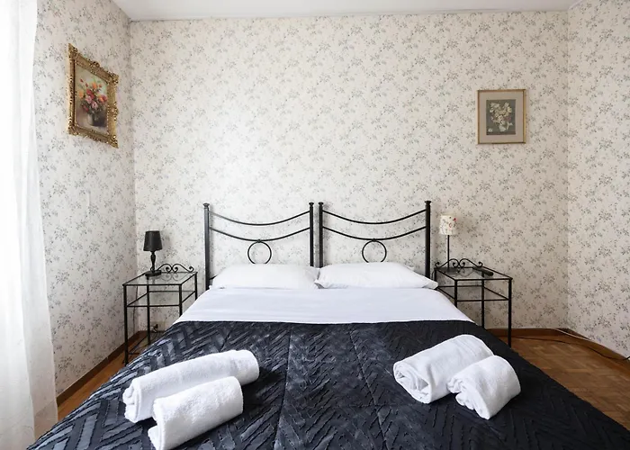 Apartment Busacchi, By Short Holidays